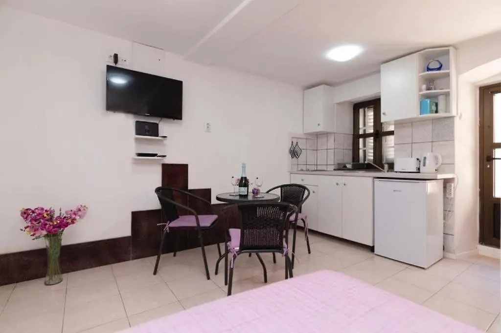 Studio Apartment Niki In Hearth Of Split Croatia